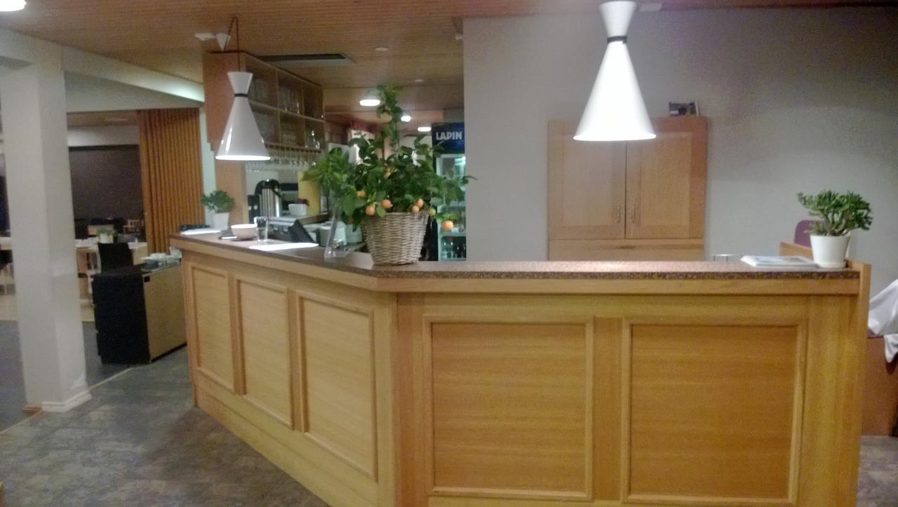 Juthbacka Hotell Uusikaarlepyy Εξωτερικό φωτογραφία